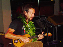 Eddie Vedder playing ukulele in Hawaii